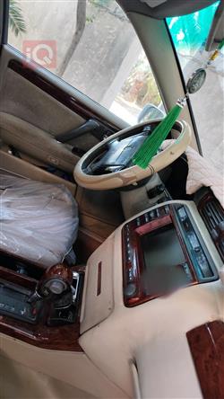 تۆیۆتا کراون